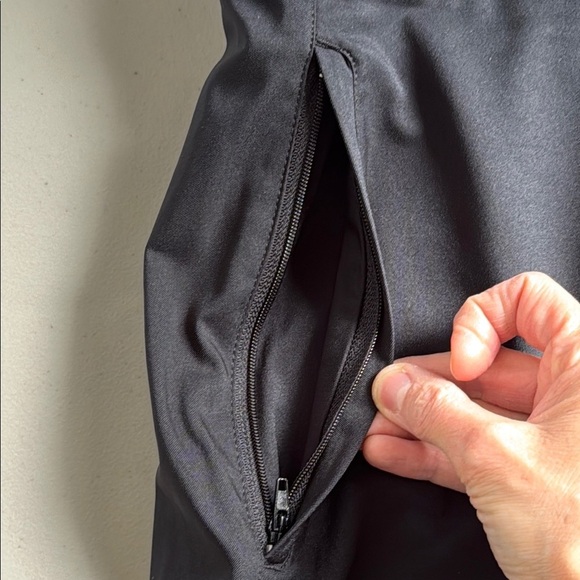 Maggie Lane Black Athletic Skort with Zip Pockets - Picture 3 of 14